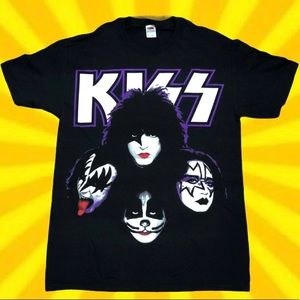 Kiss classic graphic Tshirt !